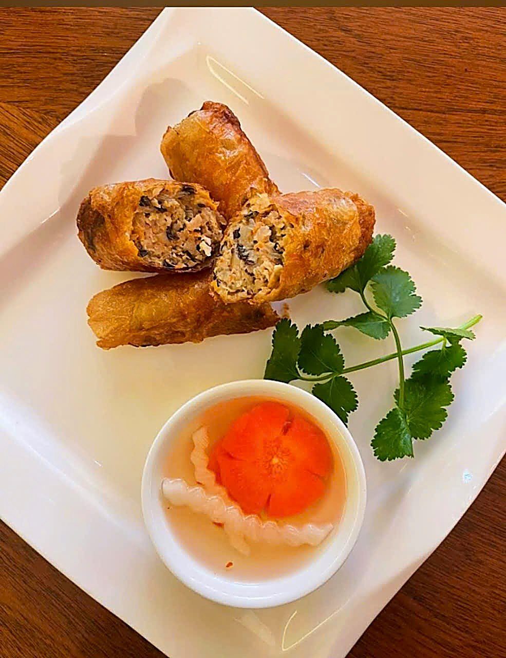 Crispy Fried Spring Rolls